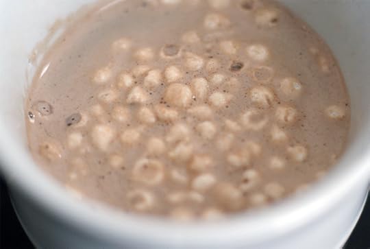 Hot Chocolate with Mini Meringue Marshmallows