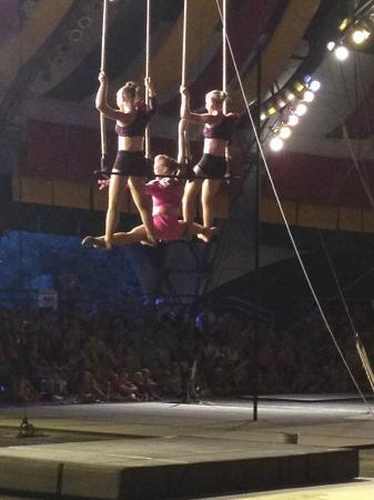 The FSU Flying High Circus is there under the big tent every year near the beach for the kids to enjoy. Also around the beach are the choo-choo train, putt-putt golf, and playgrounds.