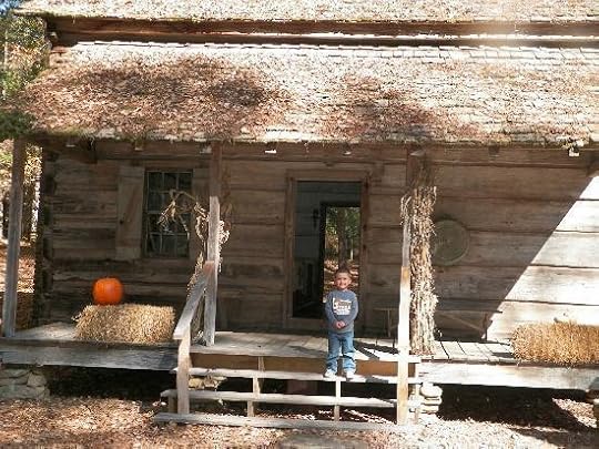 There is also a small pioneer cabin near the chapel and the butterfly center that often has shows on how to make soap, candles or spin yarn.