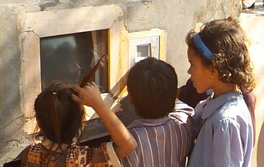 teacherless hole-in-the-wall