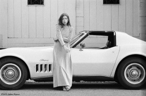 Joan Didion in una foto di Julian Wasser del 1972