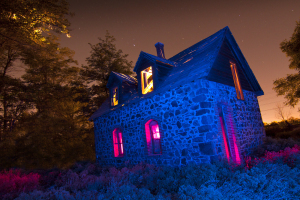 photo by Neil Lockhart From Dreamstime.com