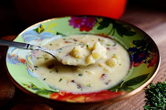 Cheesy Cauliflower Soup