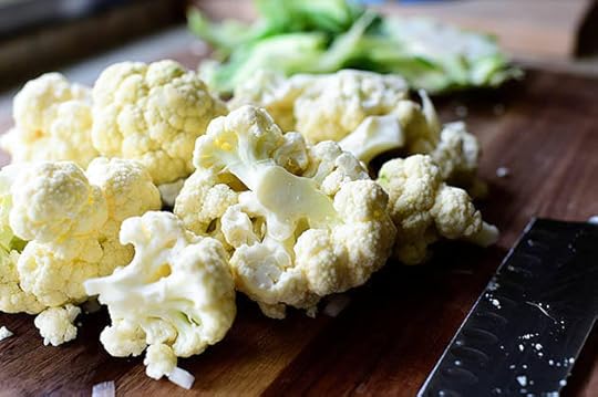 Cheesy Cauliflower Soup