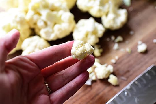 Cheesy Cauliflower Soup