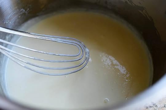 Cheesy Cauliflower Soup