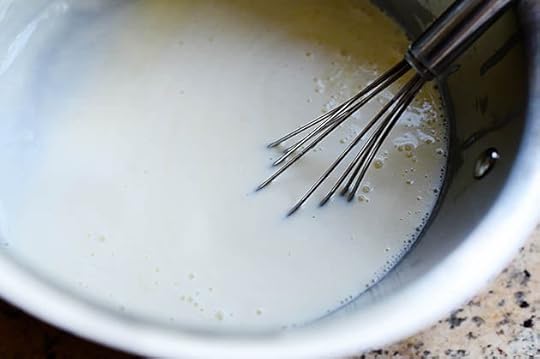Cheesy Cauliflower Soup