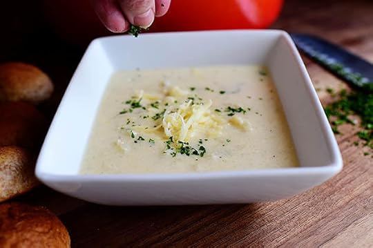 Cheesy Cauliflower Soup