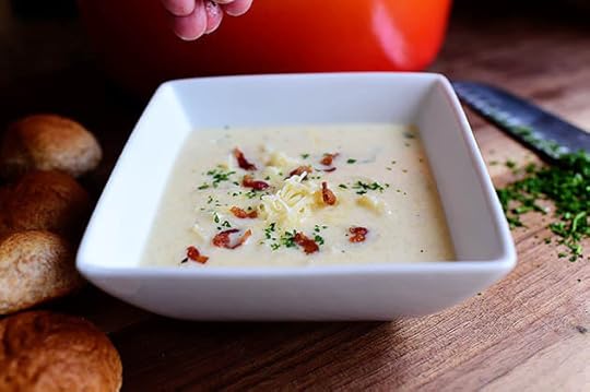 Cheesy Cauliflower Soup