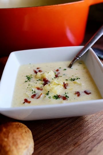 Cheesy Cauliflower Soup