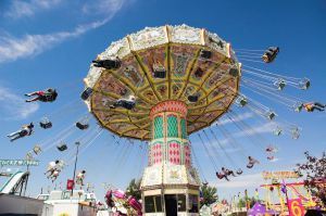 Carnival ride