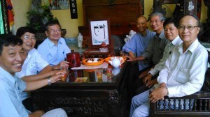 Nhóm HP ghé thăm Thầy Tấn Tuệ ở Suối Đó chùa Đây, Lagi 10.9.2014