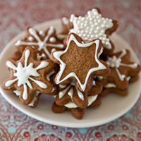 Snowflake Gingerbread Creams