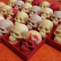 white_chocolate_skulls