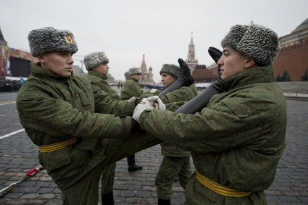 RUSSIA-HISTORY-WWII-PARADE-REHEARSAL