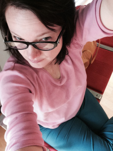 Sleeves and mom pants are my uniform.