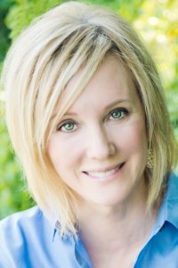 ddb2dd629bbb0ad8956ecf.L._V368967290_SX200_