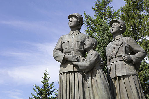 North_Korea_-_Most_Cheerful_Country_In_The_World-_(5822269154)