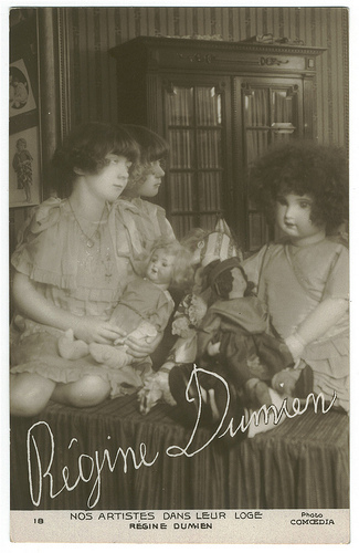 Régine Dumien_Comoedia (Nos Artistes dans leur Loge; 18)