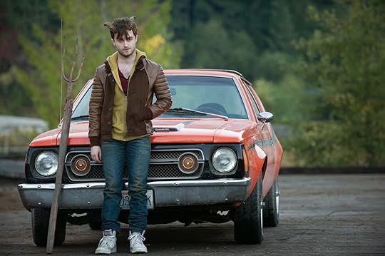 http://www.ravenousmonster.com/featured-article/horns-book-vs-movie/