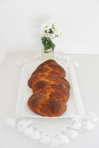 Pane zucca mandorle e arancia http://gikitchen.wordpress.com/2014/10/22/pane-arancia-zucca-mandorle/