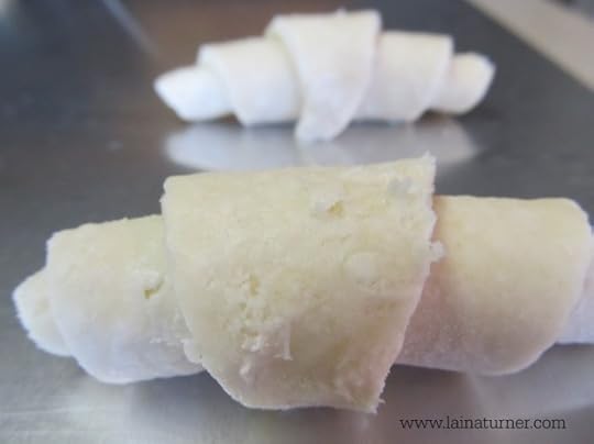 easy frosted pastry
