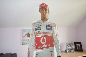 Jenson cut out horizontal