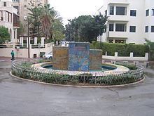 220px-Gutman_bialik_street