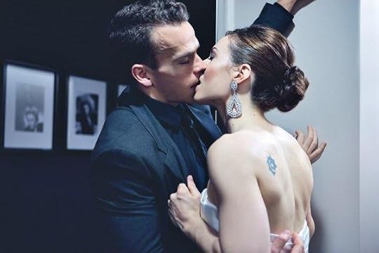 303757_2675366322417_769856434_n