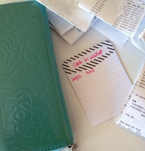 Organise your wallet | www.OrganisingQueen.com