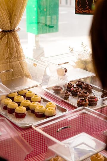 File:Magnolia Bakery, 401 Bleecker Street, New York, NY 10014, USA - Jan 2013 E.JPG