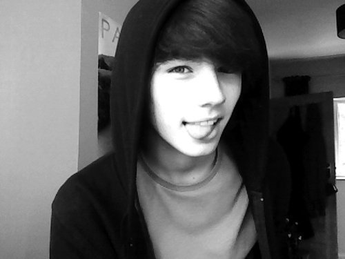  photo HOT-GOTH-gothic-31127662-500-375_zps5e768dfe.jpg