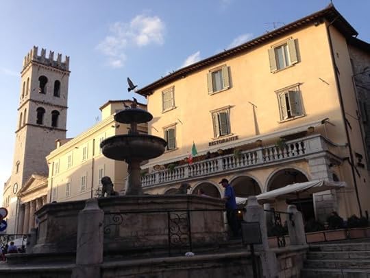 Assisi piazza