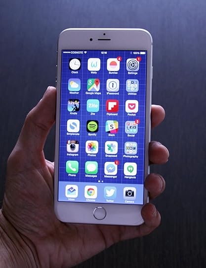 iPhone6PLUS_inhand