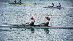 Rowing race - teamwork