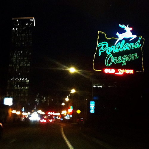Amazing shot of the PDX sign taken last night with @lacylike and @jessicaswift GOOD TIMES!