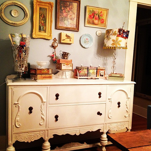 Working on a little rearranging in the dining room. Obsessed with vintage oil floral paintings at the moment.