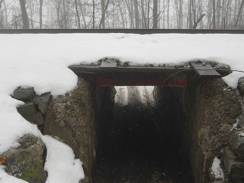 tunnel under the tracks