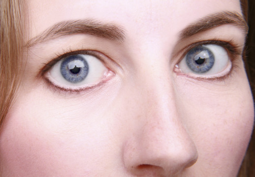 Headlines That Grab Readers by the Eyeballs and Suck Them into Your Message