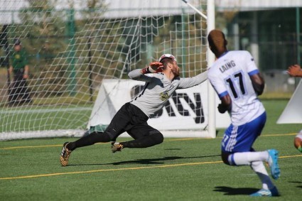 Lance Laing puts the ball past Rowdies keeper Matt Pickens. Two weekends ago, the Eddies beat Tampa, 1-0. PHOTO: FC EDMONTON/TONY LEWIS