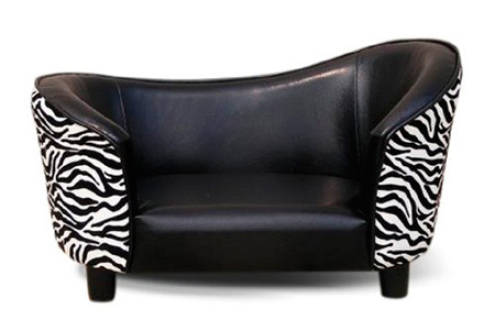 Enchanted Home Pet Snuggle Bed