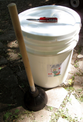 Pail