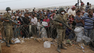 Refugees of Syrian War Continue Migration into Turkey