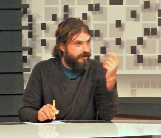 Μια συζήτηση με τον Γιάννη Μακριδάκη