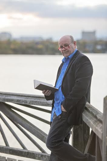AUTHOR WILLIAM COLE PIC