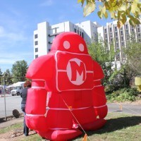 Inflatable robot