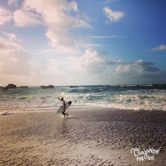 Surfers que se animan con el frío.