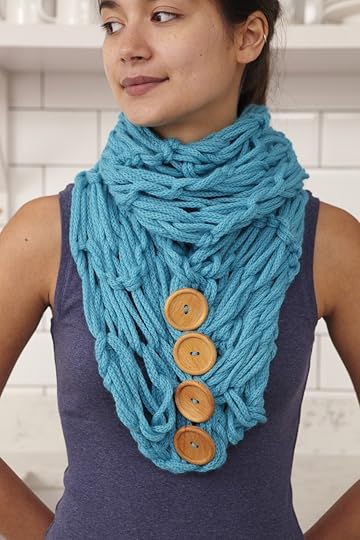 Arm & Finger Knitting Laura Strutt Made Peachy 