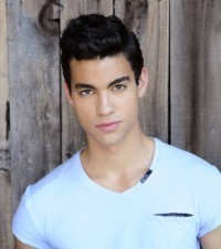Davi Santos got the smolder!