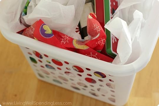 How to Save Money on Wrapping Paper 1